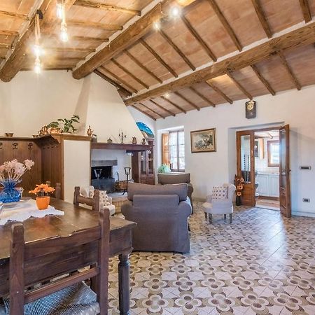 Gorgeous Home In Montalcino With Kitchen מראה חיצוני תמונה